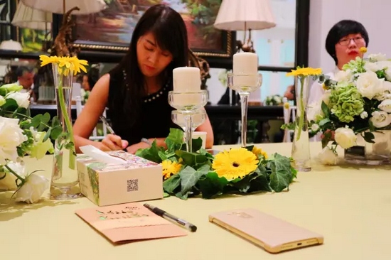 各位“小綠人”也把自己企業(yè)的問題通過卡片的形式，向劉東曉博士請教。