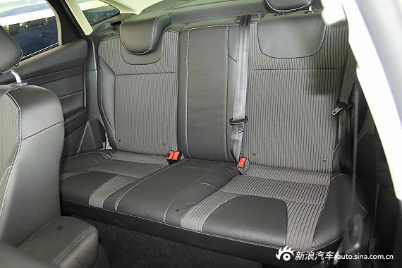 　?？怂箖蓭?jīng)典1.8MT 時尚型