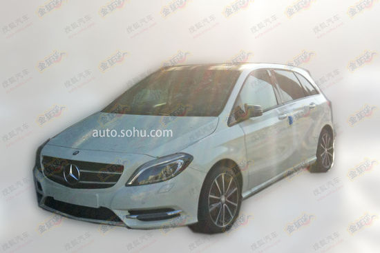全新奔馳B260無(wú)偽諜照 全新奔馳B260無(wú)偽諜照