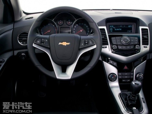 兩廂版科魯茲 兩廂版科魯茲