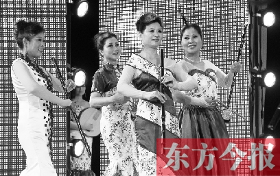 老同志們自編節(jié)目，喜迎中國第一個法定老年節(jié)