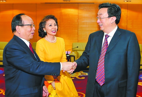 省委書記、省人大常委會主任郭庚茂在鄭州會見了前來參加癸巳年黃帝故里拜祖大典的中國國民黨副主席蔣孝嚴(yán)一