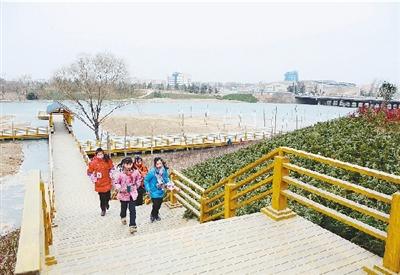 鄭州西流湖生態(tài)公園北區(qū)開(kāi)園 面積約等于4個(gè)碧沙崗