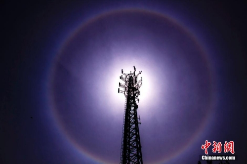 棗莊現(xiàn)日暈藍天美景 棗莊現(xiàn)日暈藍天美景