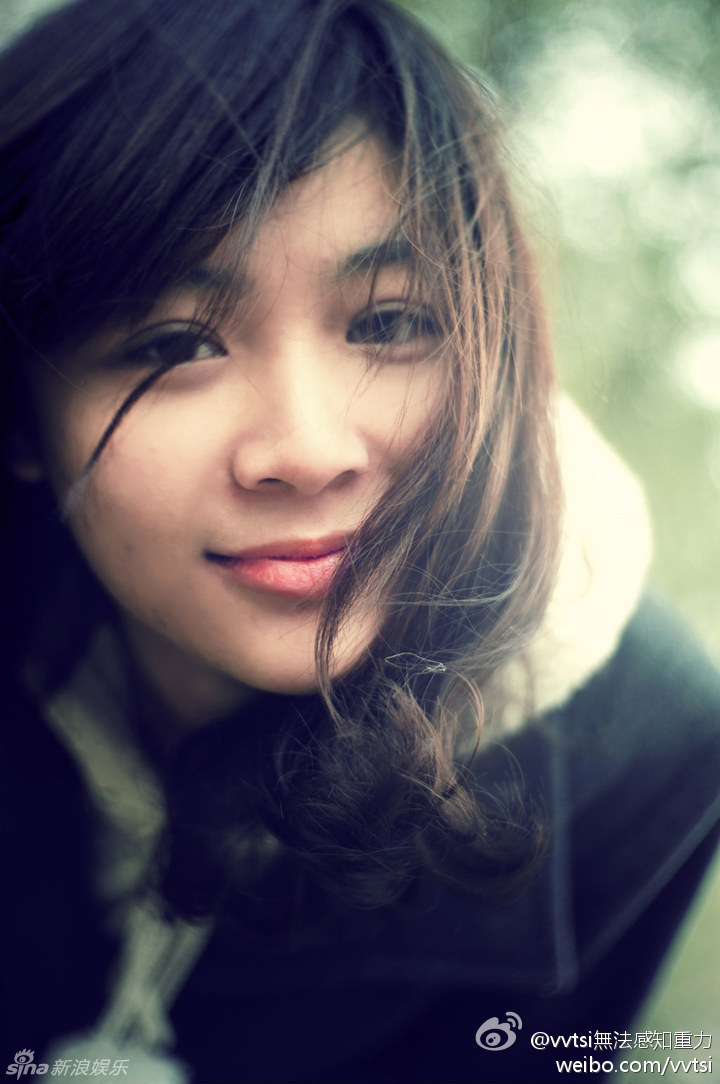 央視美女記者池舒欣走紅 央視美女記者池舒欣走紅