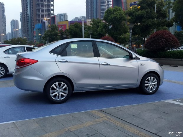 江淮瑞風(fēng)A33 江淮瑞風(fēng)A33