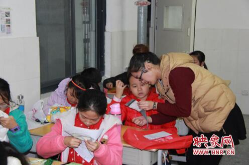 學習刺繡 學習刺繡