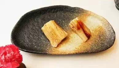 就一點(diǎn)兒紫菜跟生魚片 日料沒吃什么為啥還那么貴？