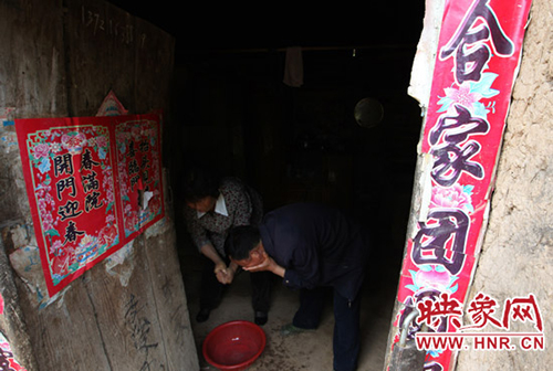 “愚公”夫婦簡單的家 “愚公”夫婦簡單的家