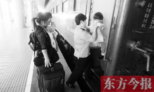 鄭州到溫州的2191/4次列車，是鄭州鐵路局最后一對綠皮車。