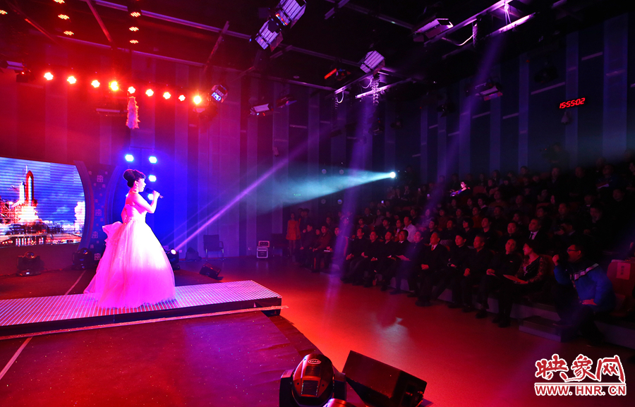 詩歌朗誦會現場。