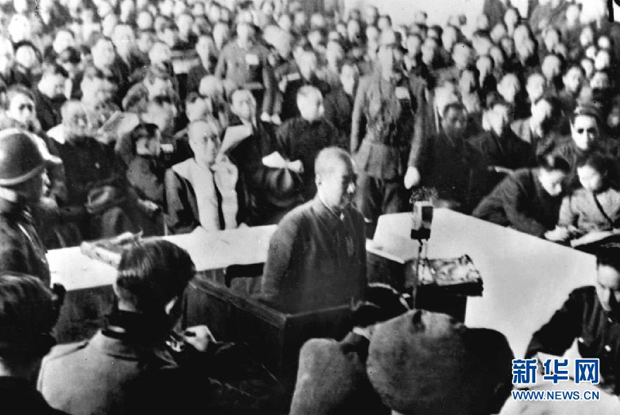 這是抗日戰(zhàn)爭勝利后，制造南京大屠殺的主要罪犯、日軍第6師團師團長谷壽夫被押上審判臺并被處死刑。