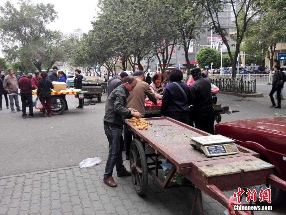 自治區(qū)和烏魯木齊市有關(guān)部門迅速處置，傷員已全部送往醫(yī)院救治。