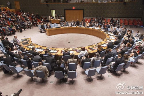 北京時(shí)間22日凌晨,聯(lián)合國(guó)安理會(huì)就澳大利亞提交的一份有關(guān)馬航墜機(jī)事件的決議草案進(jìn)行表決。