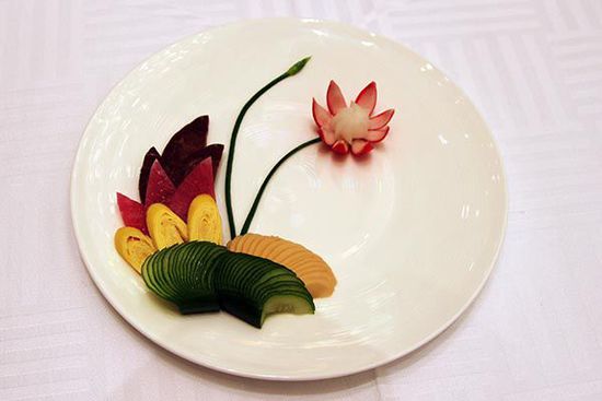 迎賓冷盤“洋花蘿卜”。 花惠生 供圖