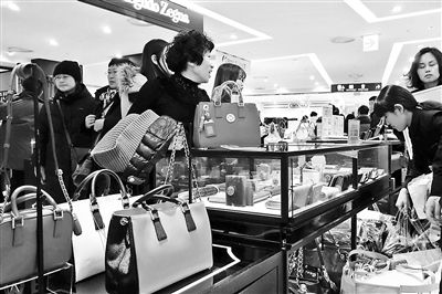 我國去年出境人數(shù)超過1億人次，境外消費超過1萬億元人民幣 供圖/CFP