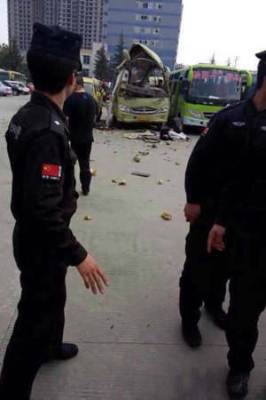 爆炸現(xiàn)場。圖片來自網(wǎng)絡(luò)