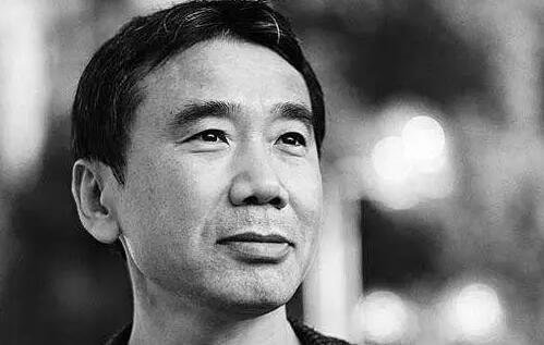 但賠率并非完全靠蒙。比如在2012年，Ladbrokes就成功壓中莫言獲獎。而去年得主阿列克謝耶維奇，在諾獎公布前一周反超村上春樹位列賠率榜首位。