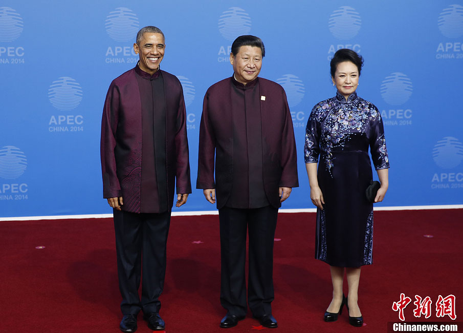 圖為習(xí)近平夫婦歡迎美國(guó)總統(tǒng)奧巴馬。中新社發(fā) 杜洋 攝