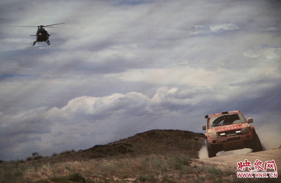 賽車的世界、更是男人的世界。圖為部分參展攝影作品。