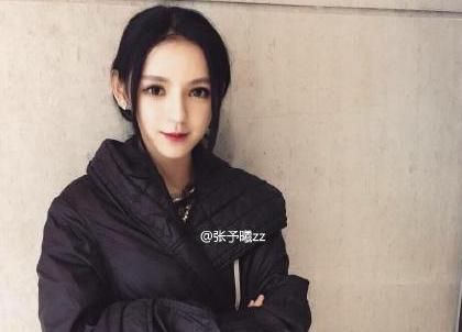 國(guó)民老公王思聰?shù)木p聞女友張予曦，93年