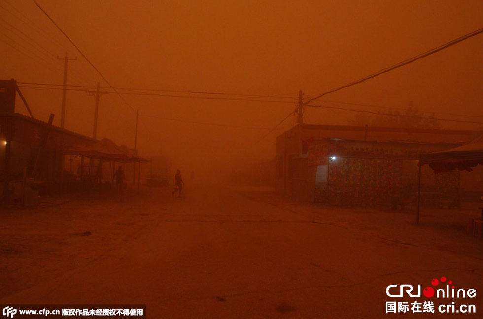 巴扎上變得寂靜無聲?！D片來源：CFP