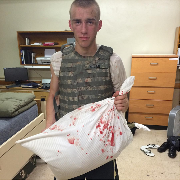 美國西點軍校枕頭大戰(zhàn)變“群架” 30名學(xué)員受傷