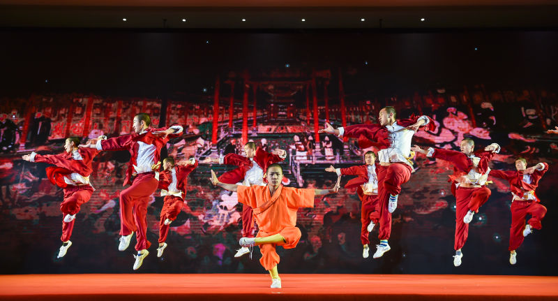 聽(tīng)豫劇看少林功夫 上合總理會(huì)文藝演出滿(mǎn)滿(mǎn)噠河南特色 聽(tīng)豫劇看少林功夫 上合總理會(huì)文藝演出滿(mǎn)滿(mǎn)噠河南特色