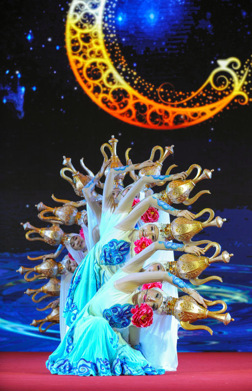 聽(tīng)豫劇看少林功夫 上合總理會(huì)文藝演出滿(mǎn)滿(mǎn)噠河南特色 聽(tīng)豫劇看少林功夫 上合總理會(huì)文藝演出滿(mǎn)滿(mǎn)噠河南特色