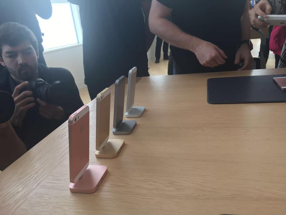 蘋(píng)果iPhone SE真機(jī)照：售價(jià)3288元起 中國(guó)首發(fā)