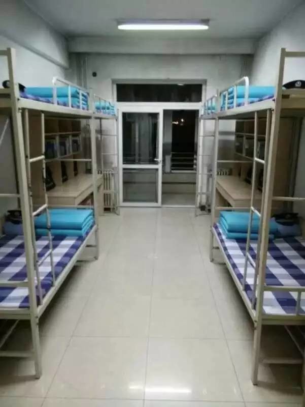 這個(gè)學(xué)校的男生宿舍火了！女同學(xué)都喊著要嫁