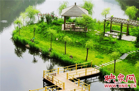 美不勝收 爬山、游園、賞奇觀（組圖）