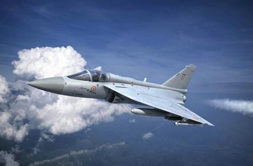 印度稱(chēng)LCA戰(zhàn)機(jī)完成武器試驗(yàn)