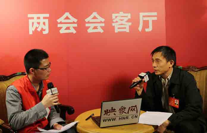 2014全國(guó)兩會(huì)映象會(huì)客廳--關(guān)愛(ài)和