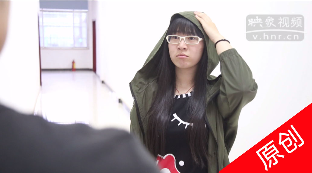 映象視頻原創(chuàng)短?。阂环昼娍炊?015高考入場新規(guī)