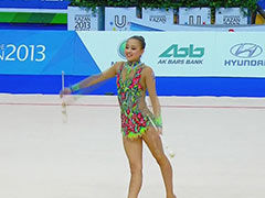 孫妍驚艷亮相大運(yùn)會(huì)賽場 曼妙舞姿技驚四座