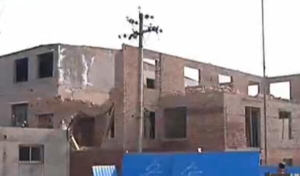 驚！拆遷隊拆房自身竟遭活埋