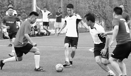 三場小組賽三戰(zhàn)全勝，我們只看到了開頭，沒猜中結(jié)尾