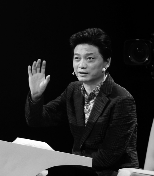 “希望女兒最好永遠不要交男朋友，最好把父親當男朋友?！贝抻涝φf。