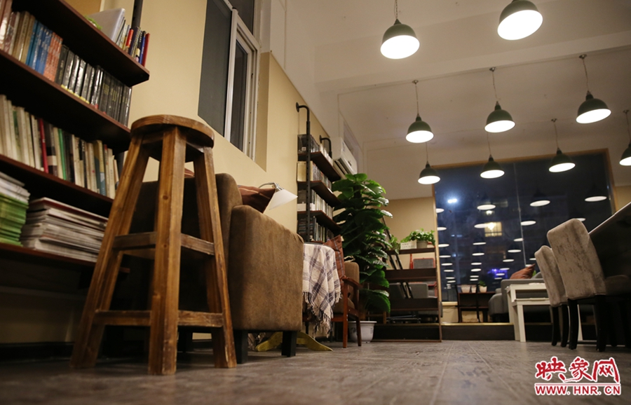 書店內(nèi)的裝飾。