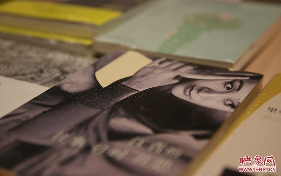 書店內(nèi)的書。