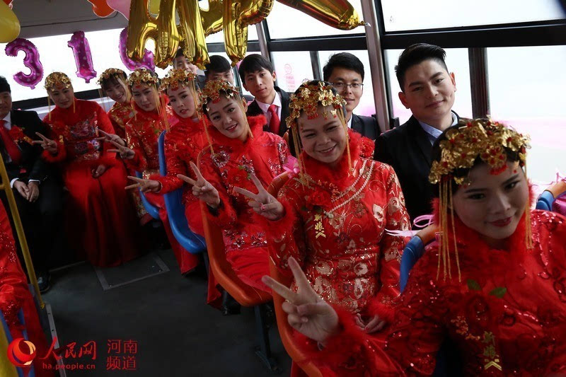 不擺酒改種樹 河南寧陵縣9對(duì)青年集體辦儉婚